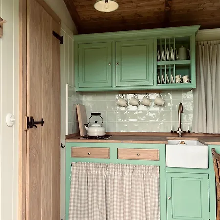 Vakantiehuis The Shepherd, A Charming Authentic Surrounded By Beautiful Countryside