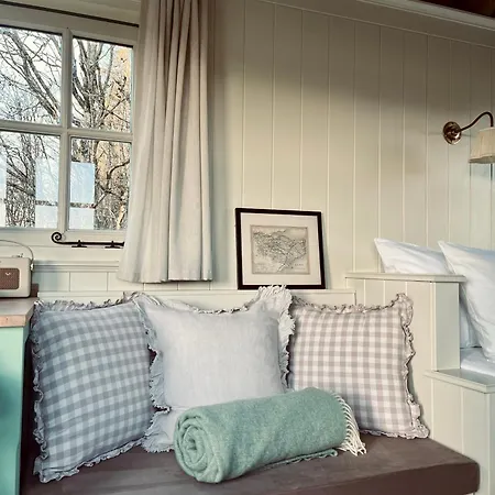 The Shepherd, A Charming Authentic Surrounded By Beautiful Countryside *